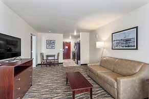 Cobblestone Hotel & Suites - De Pere/Green Bay