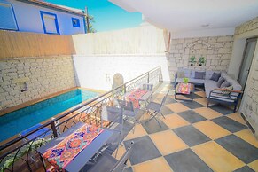 9 Alacati Boutique Hotel