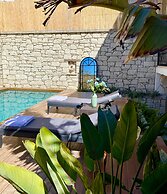 9 Alacati Boutique Hotel