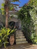 9 Alacati Boutique Hotel