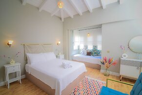 9 Alacati Boutique Hotel