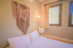 9 Alacati Boutique Hotel