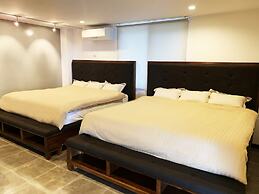 MARINX POOLVILLA NAKANDAKARI