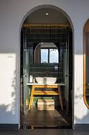 Leaf Beachfront Hotel Da Nang