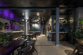 Leaf Beachfront Hotel Da Nang