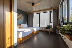 Leaf Beachfront Hotel Da Nang