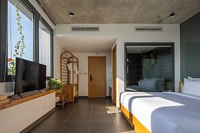 Leaf Beachfront Hotel Da Nang