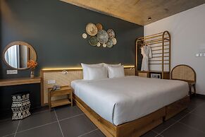 Leaf Beachfront Hotel Da Nang