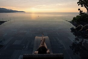 Leaf Beachfront Hotel Da Nang