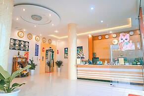 Ngoc Han Hotel By The Moment