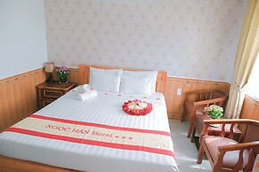 Ngoc Han Hotel By The Moment