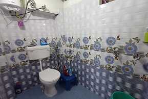 Goroomgo Snow View Guest House Kausani