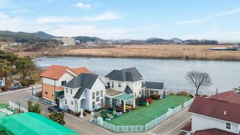 Daebudo Fullhouse Pension