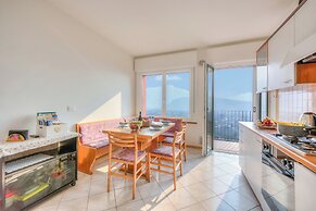 Lake View Dom-us Apartment