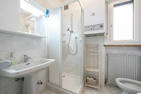 Lake View Dom-us Apartment