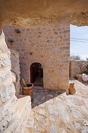 Lithos Stone Suites