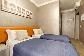 4-bdr Apt Among Colosseum&termini 10-people