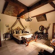 Weston Manor Hotel