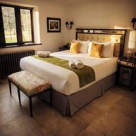 Weston Manor Hotel