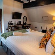Weston Manor Hotel