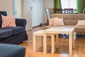 Pagkrati 2 bedroom apartment for 4 persons