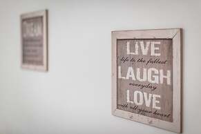 Pagkrati 2 bedroom apartment for 4 persons