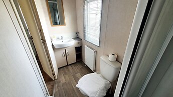 Butterfly 3-bed Hot Tub Lodge in Northumberland