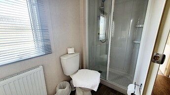 Butterfly 3-bed Hot Tub Lodge in Northumberland