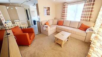 Butterfly 3-bed Hot Tub Lodge in Northumberland