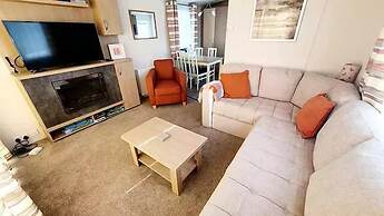 Butterfly 3-bed Hot Tub Lodge in Northumberland