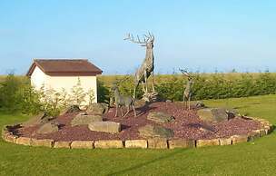 Apple Tree Lodge, Hot Tub, 3 Bedroom, 2 Bars