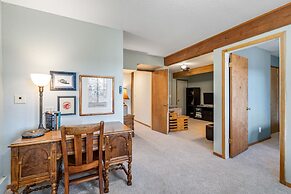 Overlooking Beautiful Bear Lake VH#318 by Bear Valley Vacation Rentals