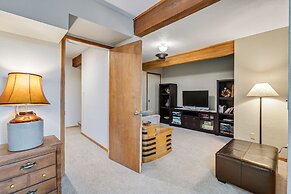 Overlooking Beautiful Bear Lake VH#318 by Bear Valley Vacation Rentals