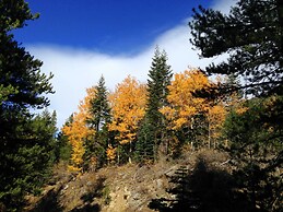 The Perfect Getaway For A Small Family, Summer Or Winter. Take A Break