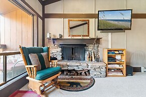 Relaxing, Well Furnished Condo! - Creekside #29 by Bear Valley Vacatio