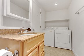 Stylish, Remodeled Condo - Creekside #14 by Bear Valley Vacation Renta