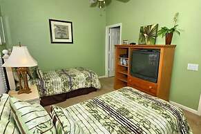 3 Bedroom,3 Bath Townhouse in Gate Resort 3 Townhouse by RedAwning