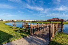 5 bedroom home is ideal for an elegant vacation 5 Villa by RedAwning