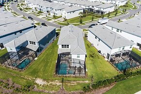 5 bedroom home is ideal for an elegant vacation 5 Villa by RedAwning