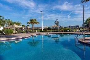 5 bedroom home is ideal for an elegant vacation 5 Villa by RedAwning