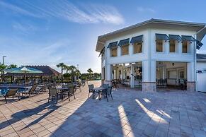 5 bedroom home is ideal for an elegant vacation 5 Villa by RedAwning