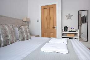 The Vanguard - York Residence