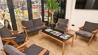 Alesta Seaside Residence