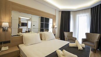 Alesta Seaside Residence