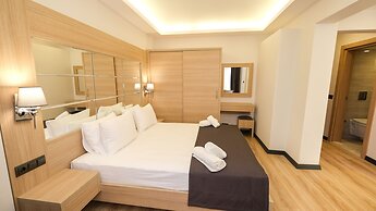 Alesta Seaside Residence