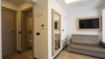 Alesta Seaside Residence