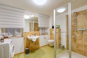 Bunter Bock  Die Harz-Urlaubs-Alm