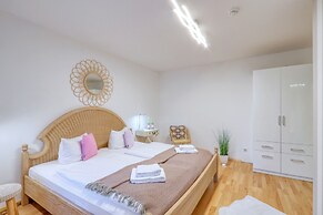 Bunter Bock  Die Harz-Urlaubs-Alm