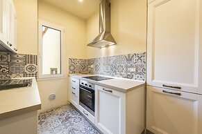 Appartamenti degli Artisti by Mmega