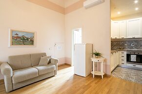 Appartamenti degli Artisti by Mmega